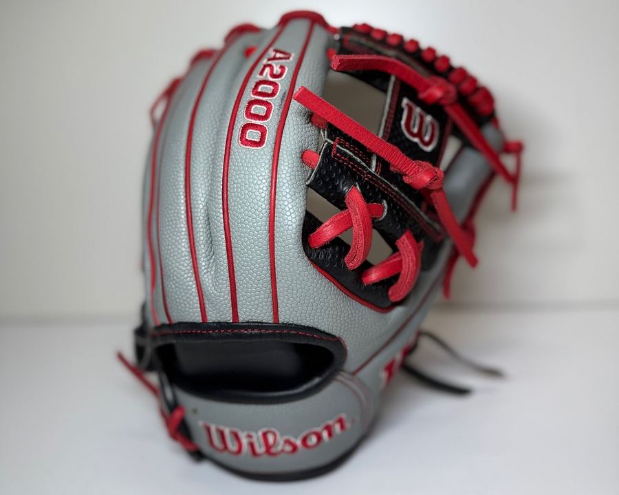 Glove relace grid